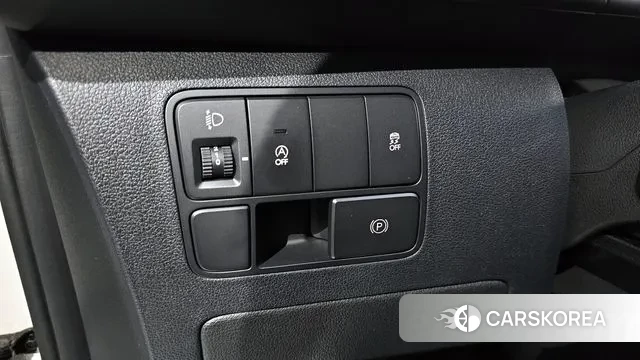 Hyundai Staria 2023 Белый из Кореи, фото 5