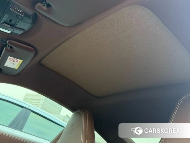 Porsche 911 2024 Серебристо-серый из Кореи, фото 5