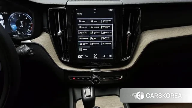 Volvo XC60 second Generation 2019 Белый из Кореи, фото 5