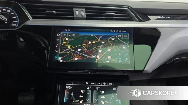 Audi e-Tron 2021 Черный из Кореи, фото 5