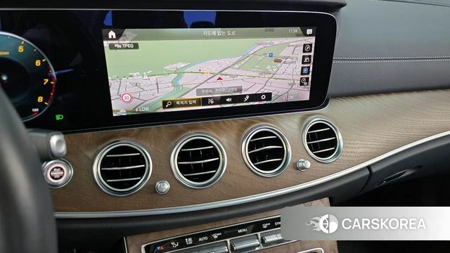 Mercedes-Benz E-Class W213 2021 Серый из Кореи, фото 5