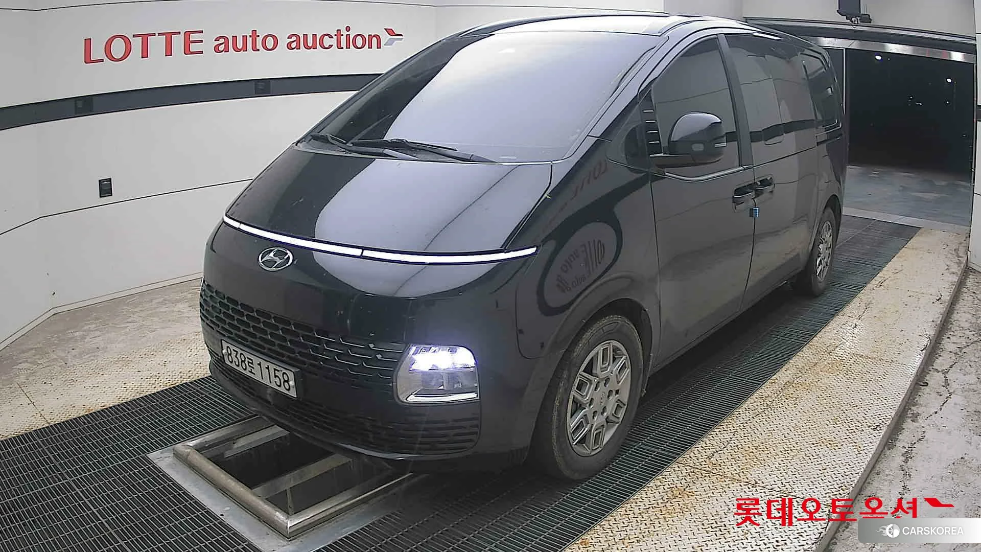Hyundai Staria 2022 Черный из Кореи, фото 5