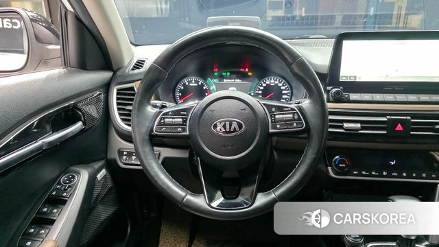 Kia Seltos 2020 Белый из Кореи, фото 5