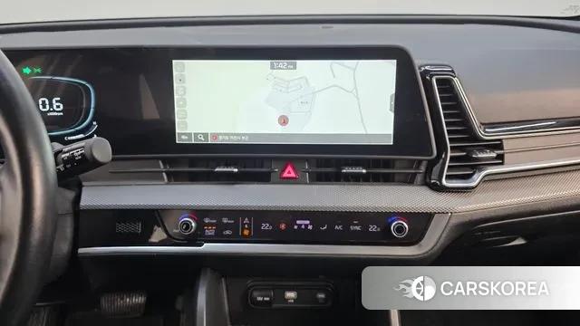 Kia Sportage 5th Generation 2023 Белый из Кореи, фото 5