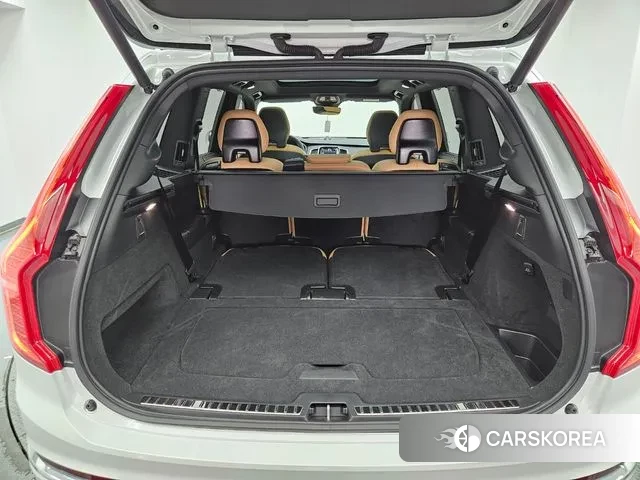 Volvo XC90 second Generation 2024 Белый из Кореи, фото 5