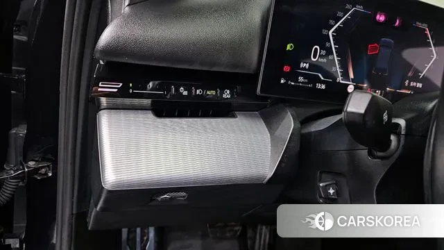 BMW 5 Series (G60) 2024 Синий из Кореи, фото 5