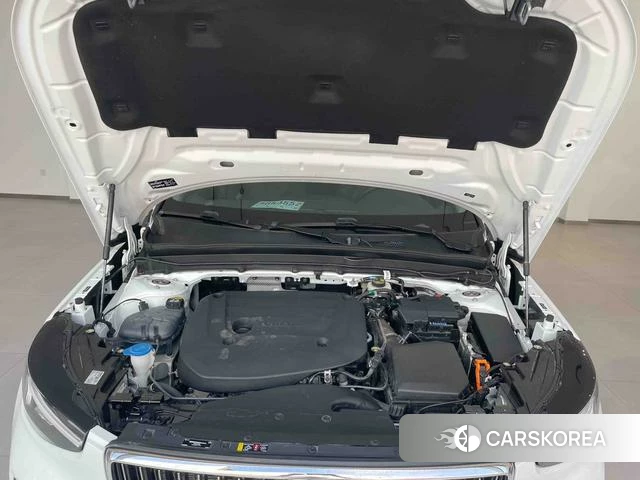 Volvo XC40 2024 Белый из Китая, фото 5