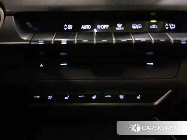 Lexus UX250h 2021 Белый из Кореи, фото 5