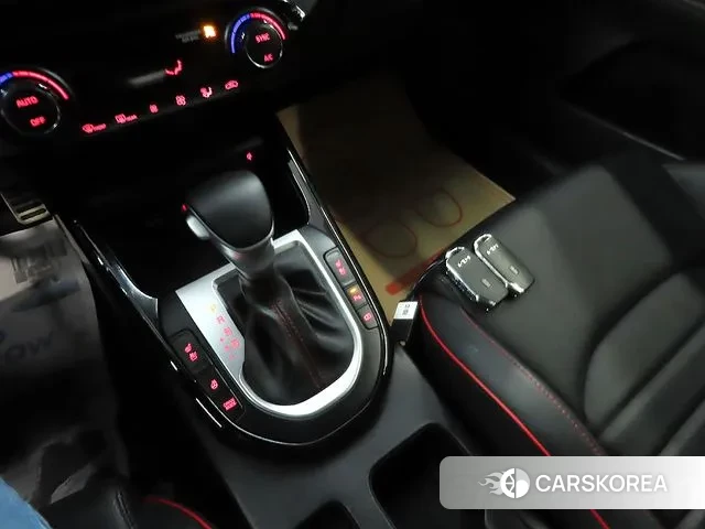 Kia The New K3 2nd generation 2022 Серый из Кореи, фото 5