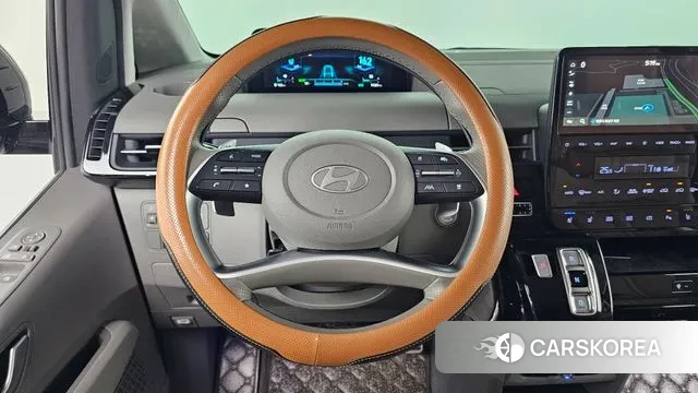 Hyundai Staria 2024 Серый из Кореи, фото 5