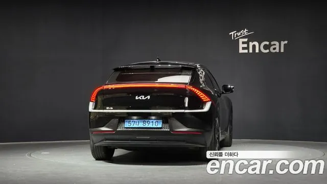 Kia EV6 2021 Черный из Кореи, фото 5