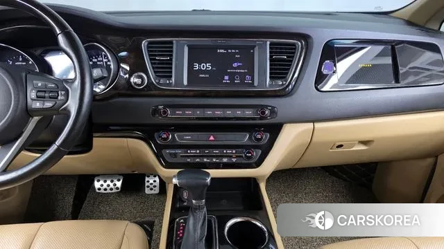 Kia The New Carnival 2018 Белый из Кореи, фото 5