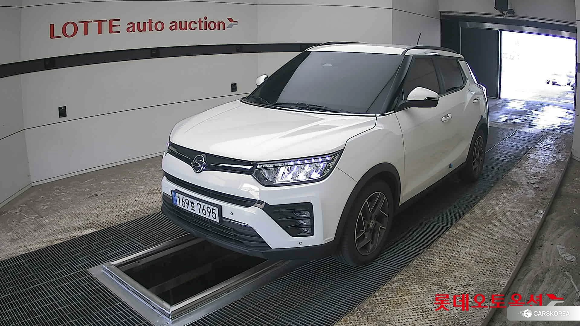 SsangYong Tivoli 2022 Grand White из Кореи, фото 5