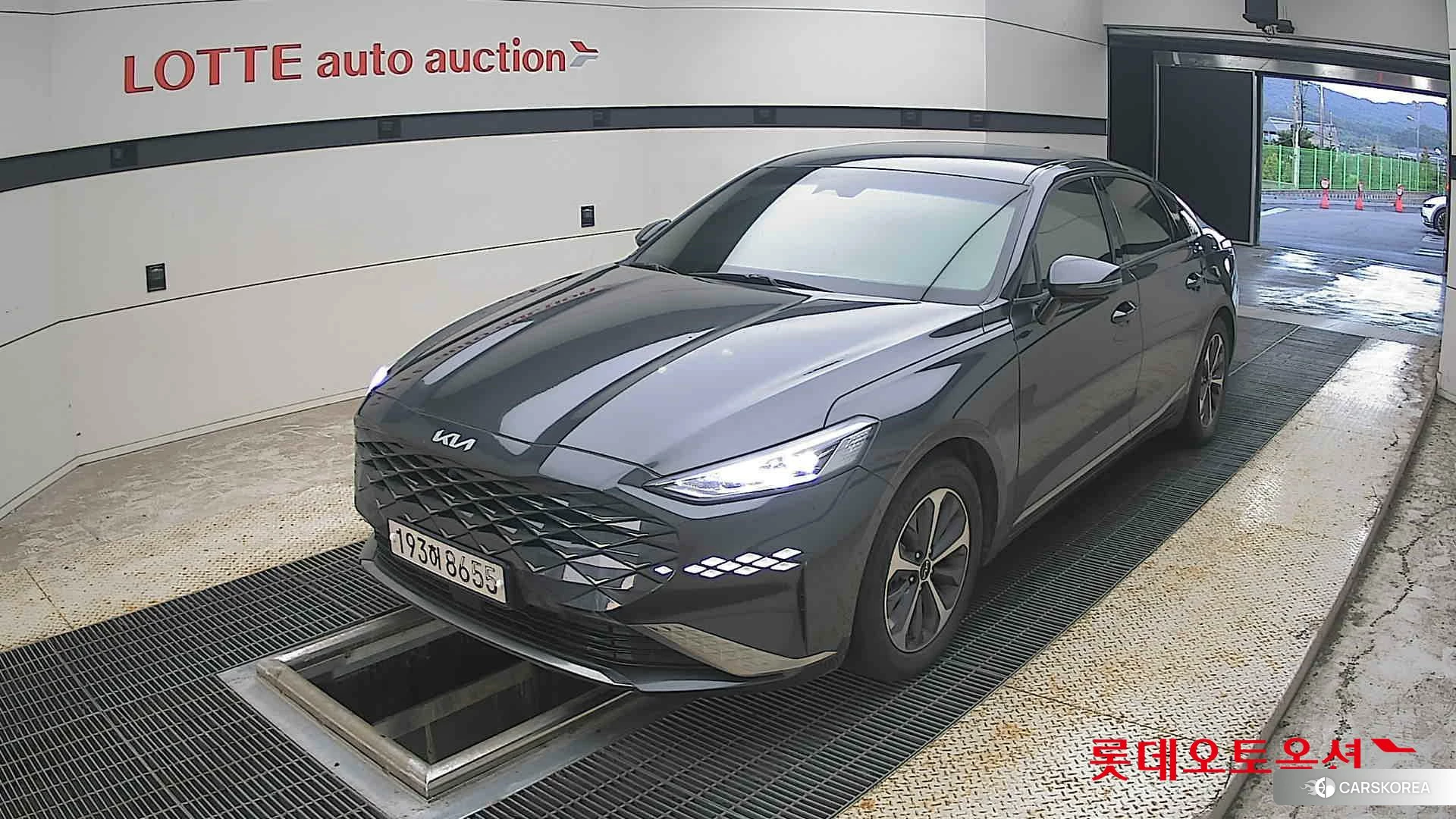Kia K8 Hybrid 2023 Interstellagray из Кореи, фото 5