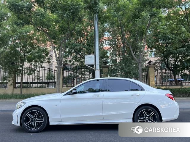 Mercedes-Benz Class C 2021 Белый из Китая, фото 5
