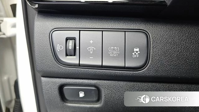 Kia Niro 2018 Белый из Кореи, фото 5