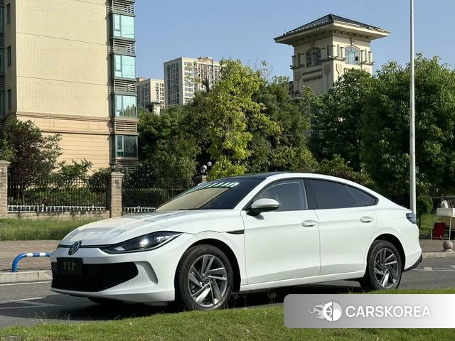 Volkswagen Lingdu 2024 Белый из Китая, фото 5