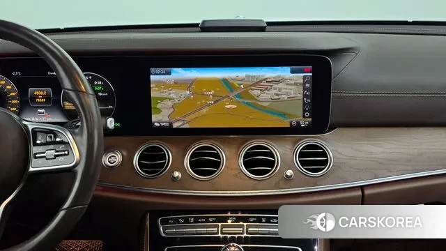 Mercedes-Benz E-Class W213 2019 Белый из Кореи, фото 5