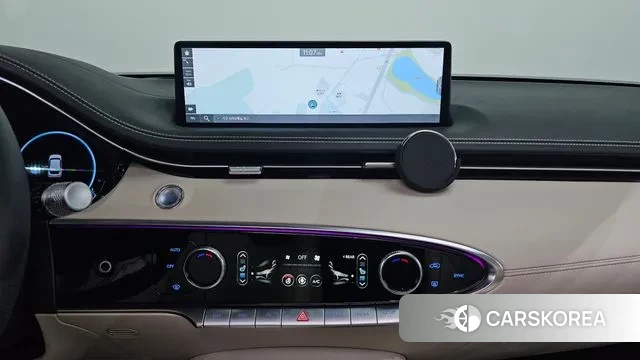 Genesis GV70 2023 Белый из Кореи, фото 5