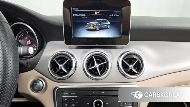 Mercedes-Benz GLA-Class X156 2018 Белый из Кореи, фото 5