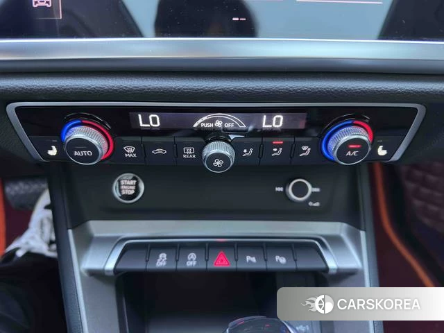 Audi Q3 2021 Темно-серый из Китая, фото 5