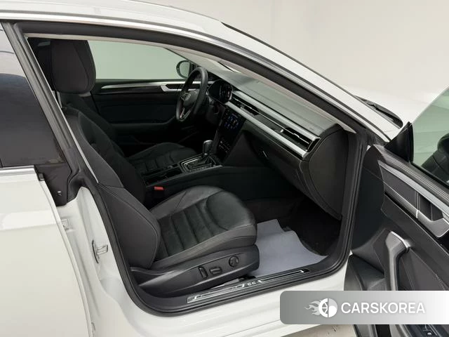 Volkswagen CC 2022 Белый из Китая, фото 5