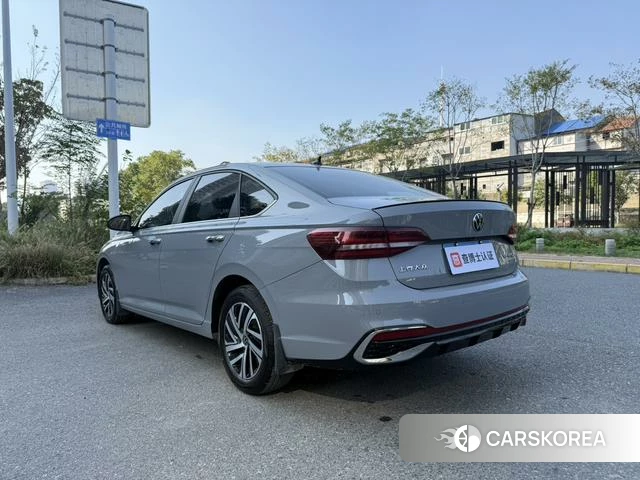Volkswagen Lavida 2022 Темно-серый из Китая, фото 5
