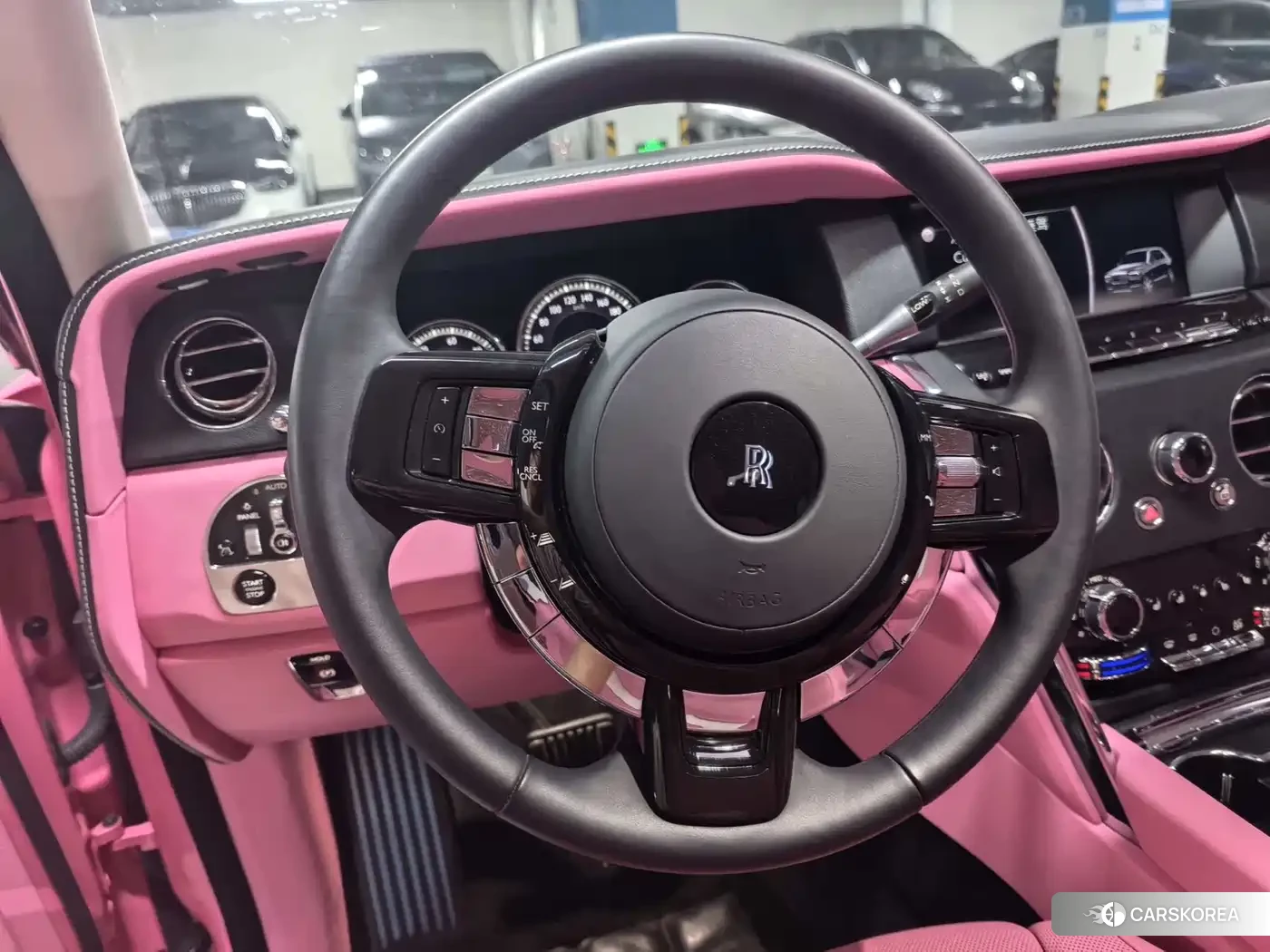 Rolls-Royce Cullinan 2023 Red/purple из Китая, фото 5