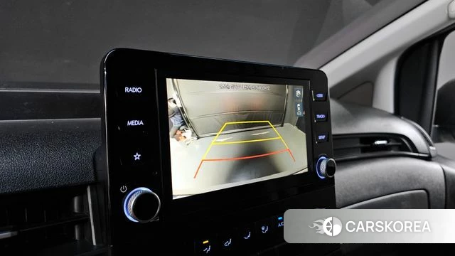 Hyundai Staria 2022 Белый из Кореи, фото 5