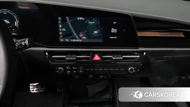 Kia Di Ol Nu Niro 2025 Белый из Кореи, фото 5