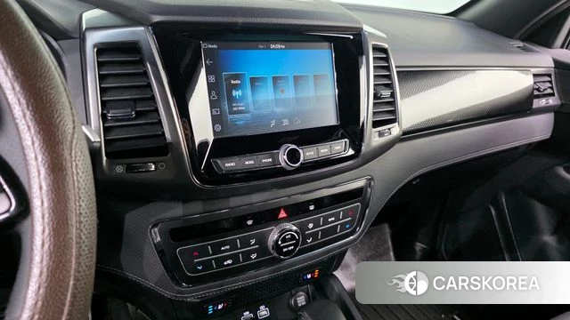 Ssangyong The New Rexton Sports Cannes 2022 Темно-зеленый из Кореи, фото 5