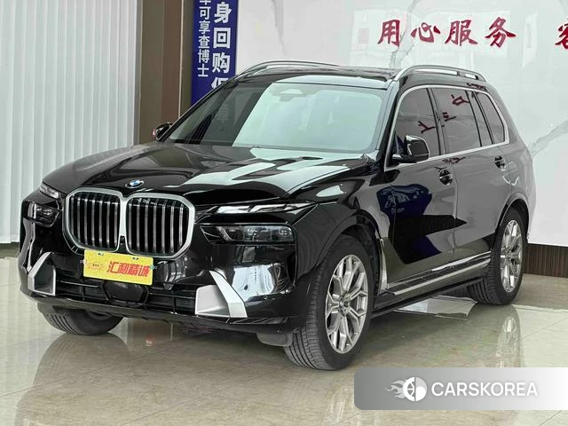 BMW X7 2024 Черный из Китая, фото 5
