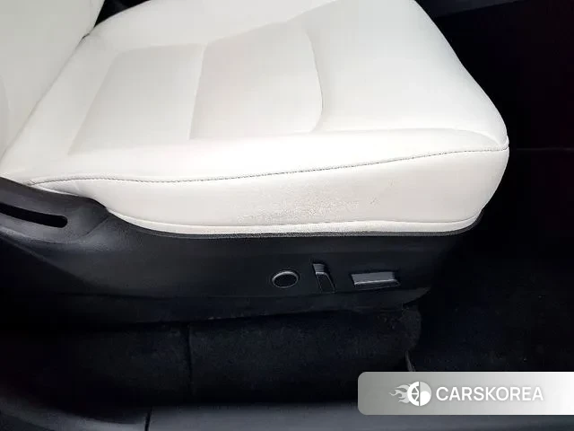 Tesla Model Y 2021 Синий из Кореи, фото 5