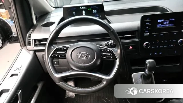 Hyundai Staria 2022 Серебряный из Кореи, фото 5
