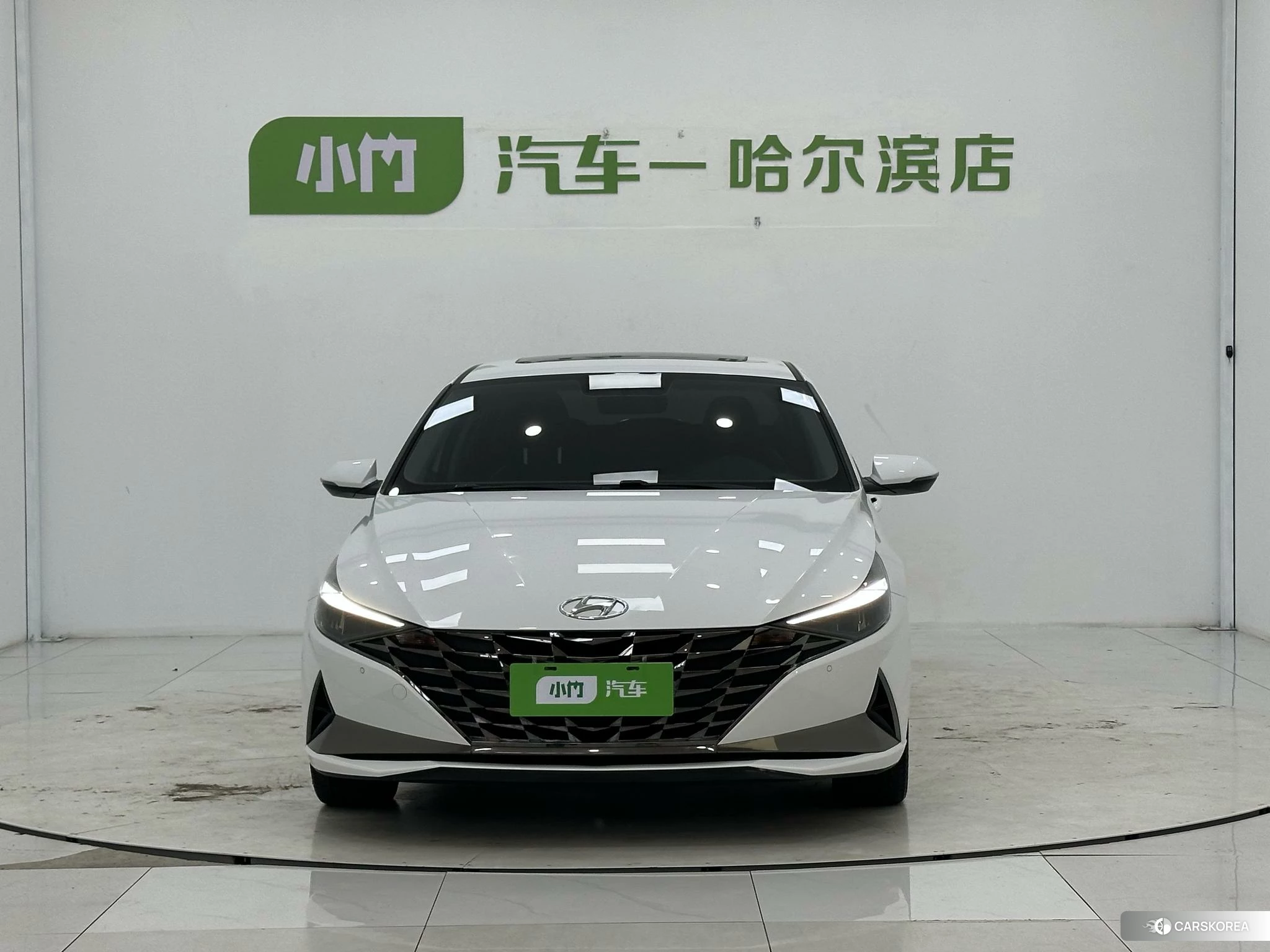 Hyundai Elantra 2022 Белый из Китая, фото 5