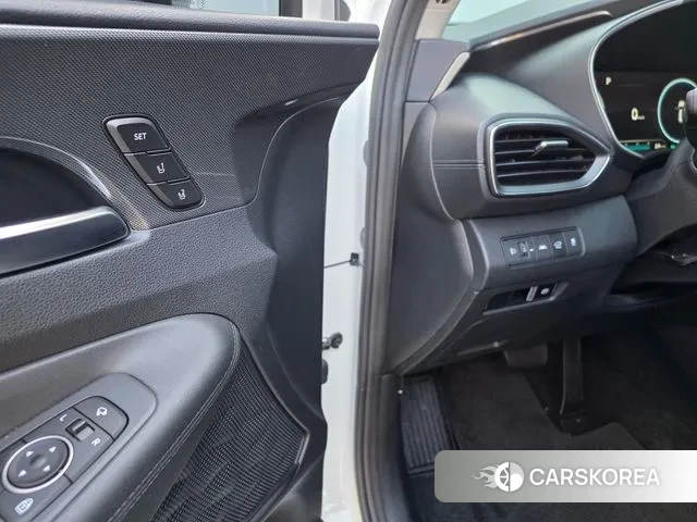 Hyundai The New Santa Fe 2022 Белый из Кореи, фото 5