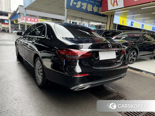 Mercedes-Benz E-class 2023 Черный из Китая, фото 5