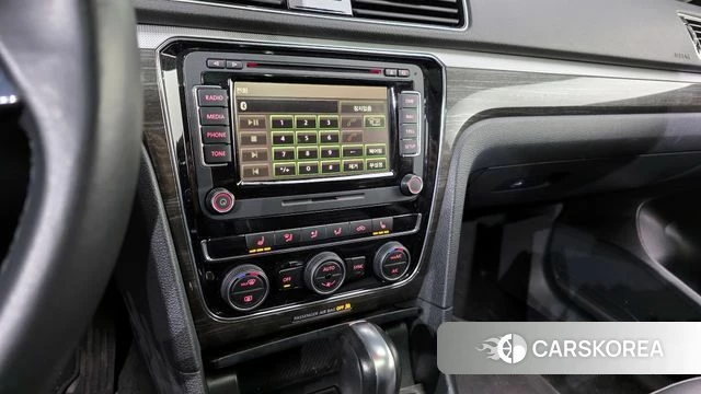 Volkswagen The New Passat 2018 Серебряный из Кореи, фото 5