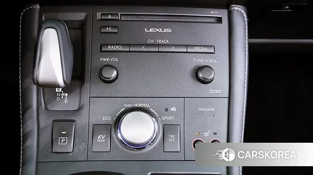 Lexus CT200h id 3484538 из Кореи 5