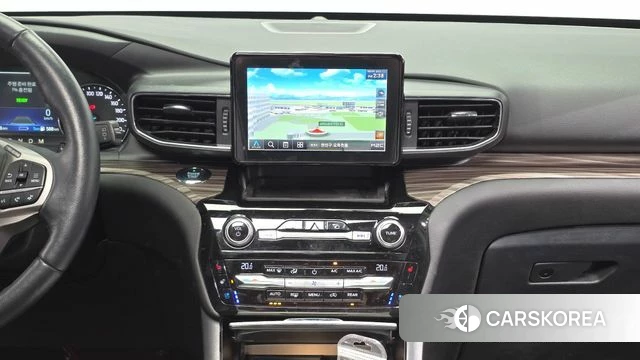 Ford Explorer 6th Generation 2021 Белый из Кореи, фото 5