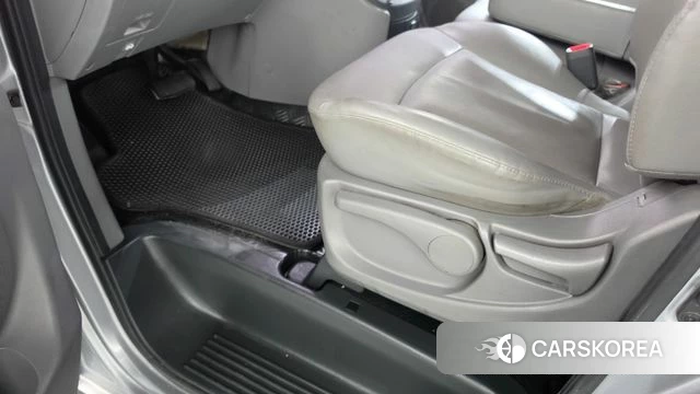Hyundai The New Grand Starex 2018 Серебристо-серый из Кореи, фото 5