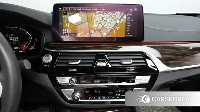 BMW 5 Series (G30) 2022 Черный из Кореи, фото 5