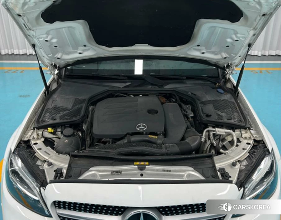 Mercedes-Benz Class C 2020 Белый из Китая, фото 5