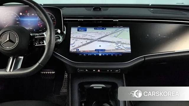 Mercedes-Benz E-Class W214 2024 Белый из Кореи, фото 5