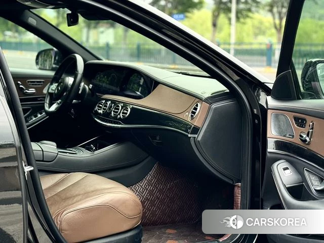 Mercedes-Benz S-class 2021 Черный из Китая, фото 5