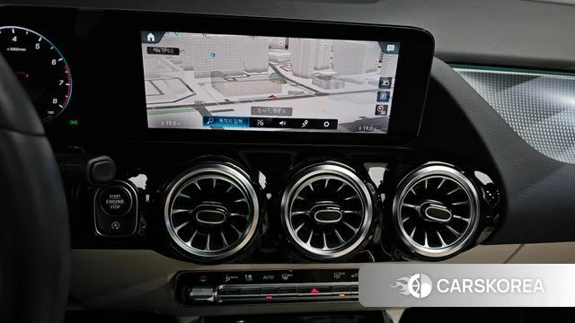 Mercedes-Benz GLA - Class H247 2021 Белый из Кореи, фото 5