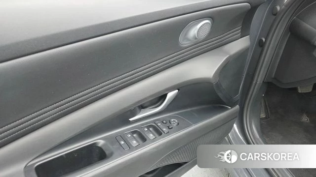 Hyundai The New Avante (CN7) 2023 Серый из Кореи, фото 5