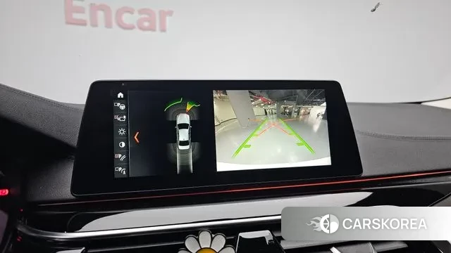 BMW 5 Series (G30) 2018 Белый из Кореи, фото 5