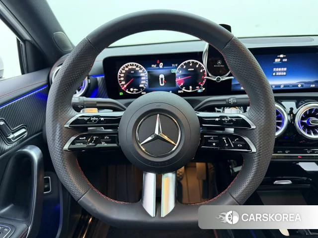 Mercedes-Benz Class A 2023 Белый из Китая, фото 5