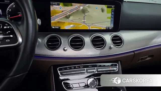 Mercedes-Benz E-Class W213 2019 Серый из Кореи, фото 5